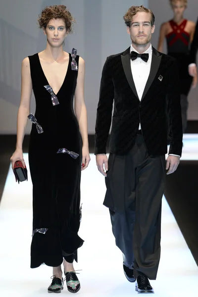 Look 90